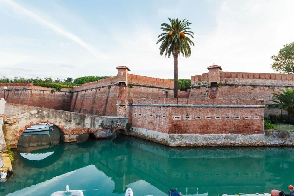 La Piccola Al Mare Lägenhet Livorno Exteriör bild